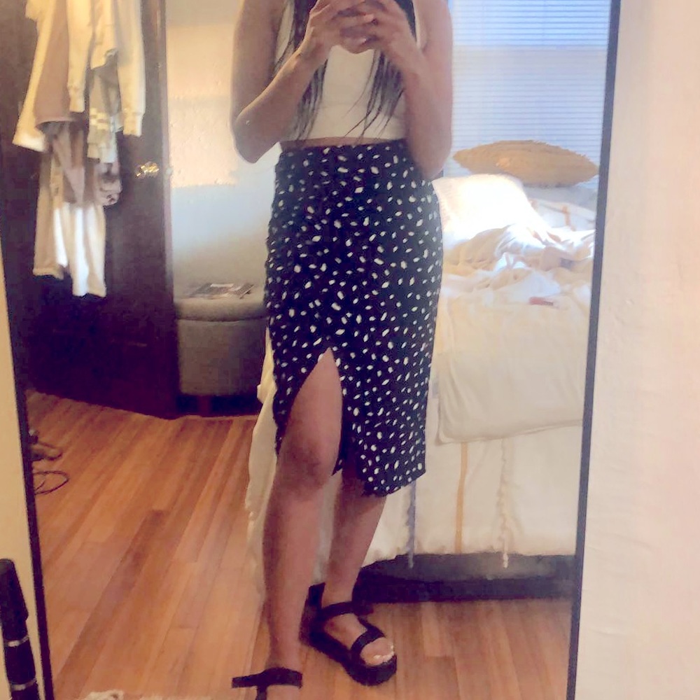 Abercrombie ruched high-slit midi skirt